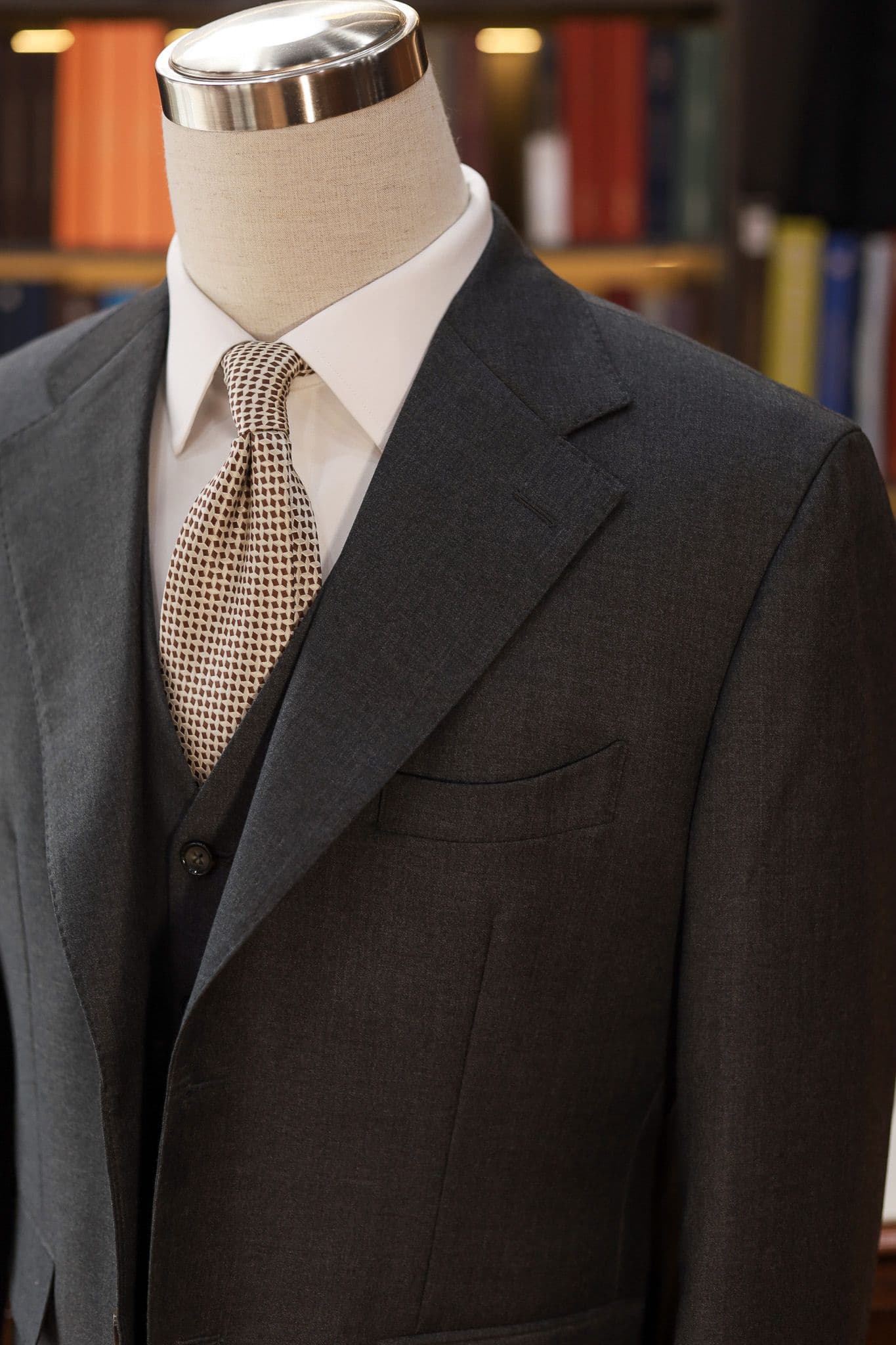 vbc-perennial-dark-grey-3-pieces-suit