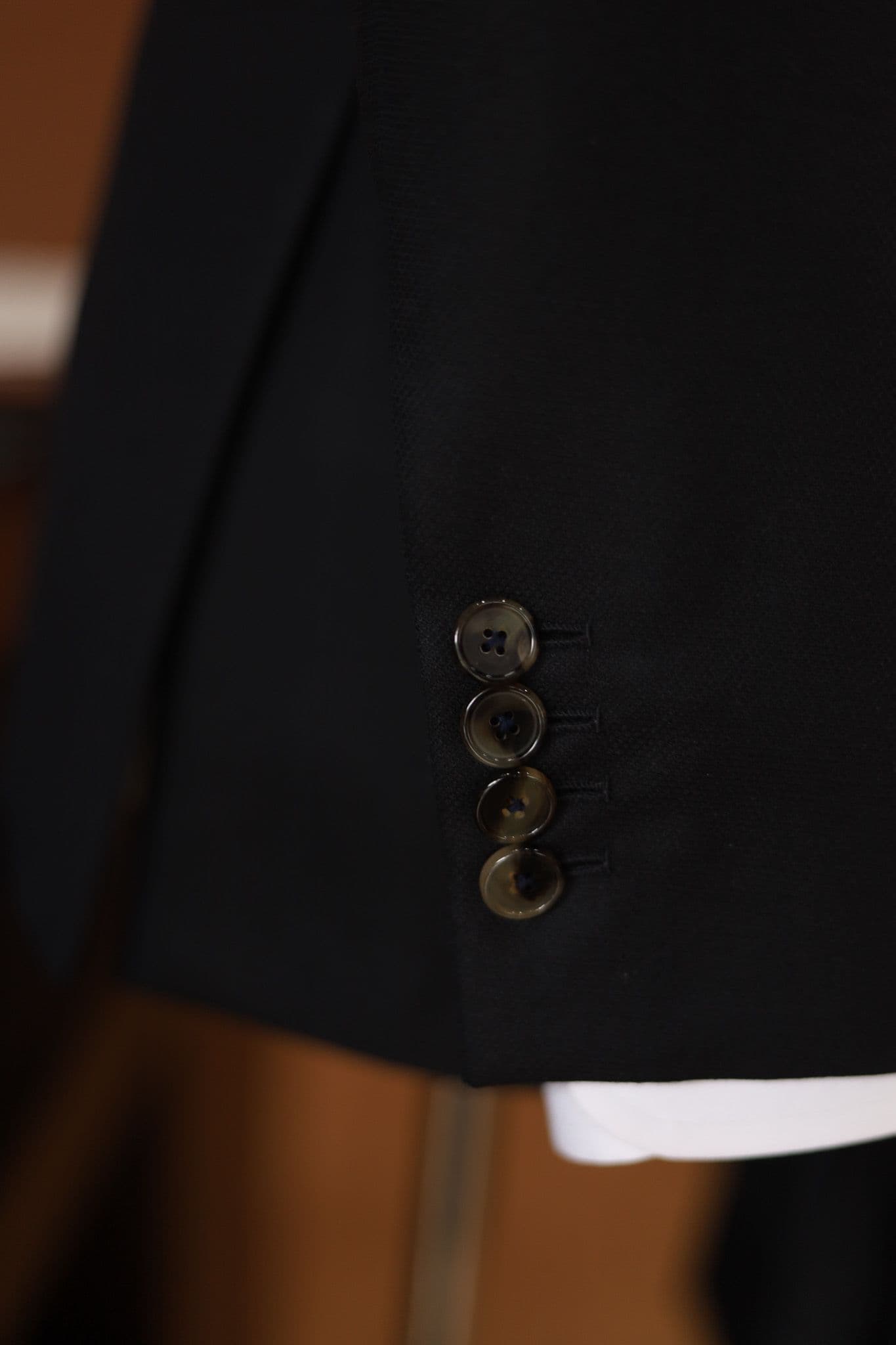 scabal-wool-cashmere-black-suit