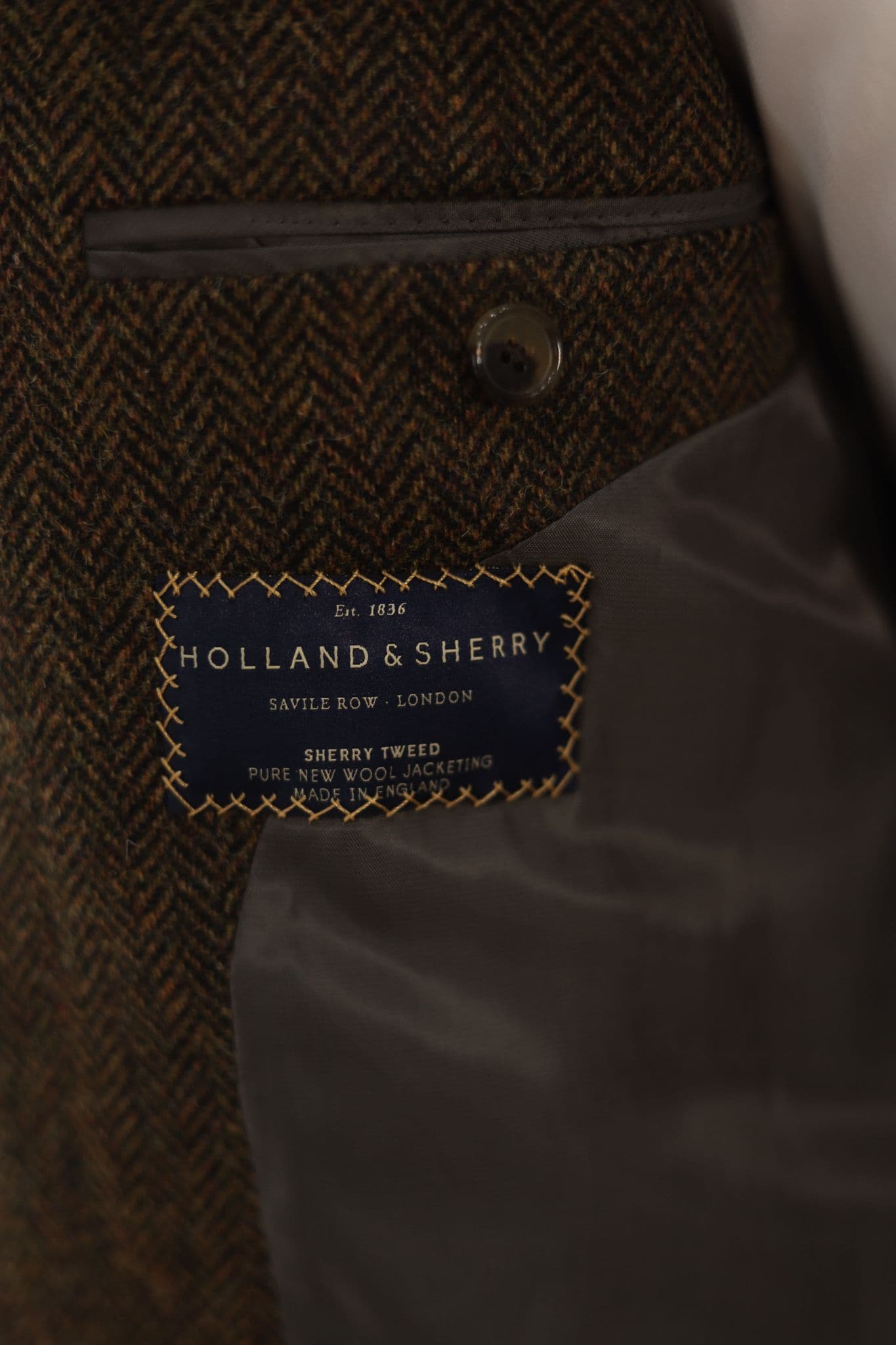 brown-herringbone-holland-and-sherry-sherry-tweed-suit