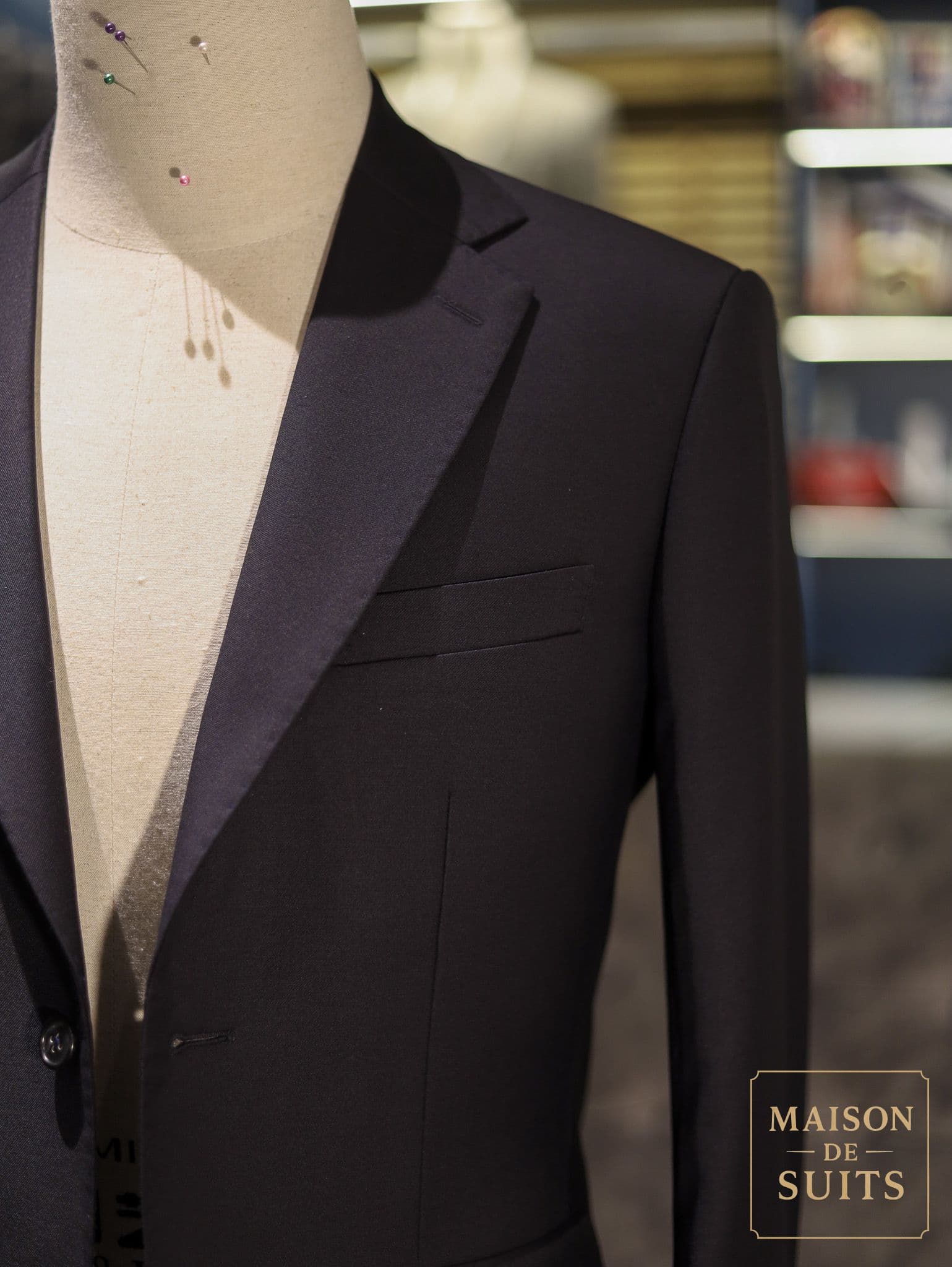 vbc-perenial-dark-navy-suit