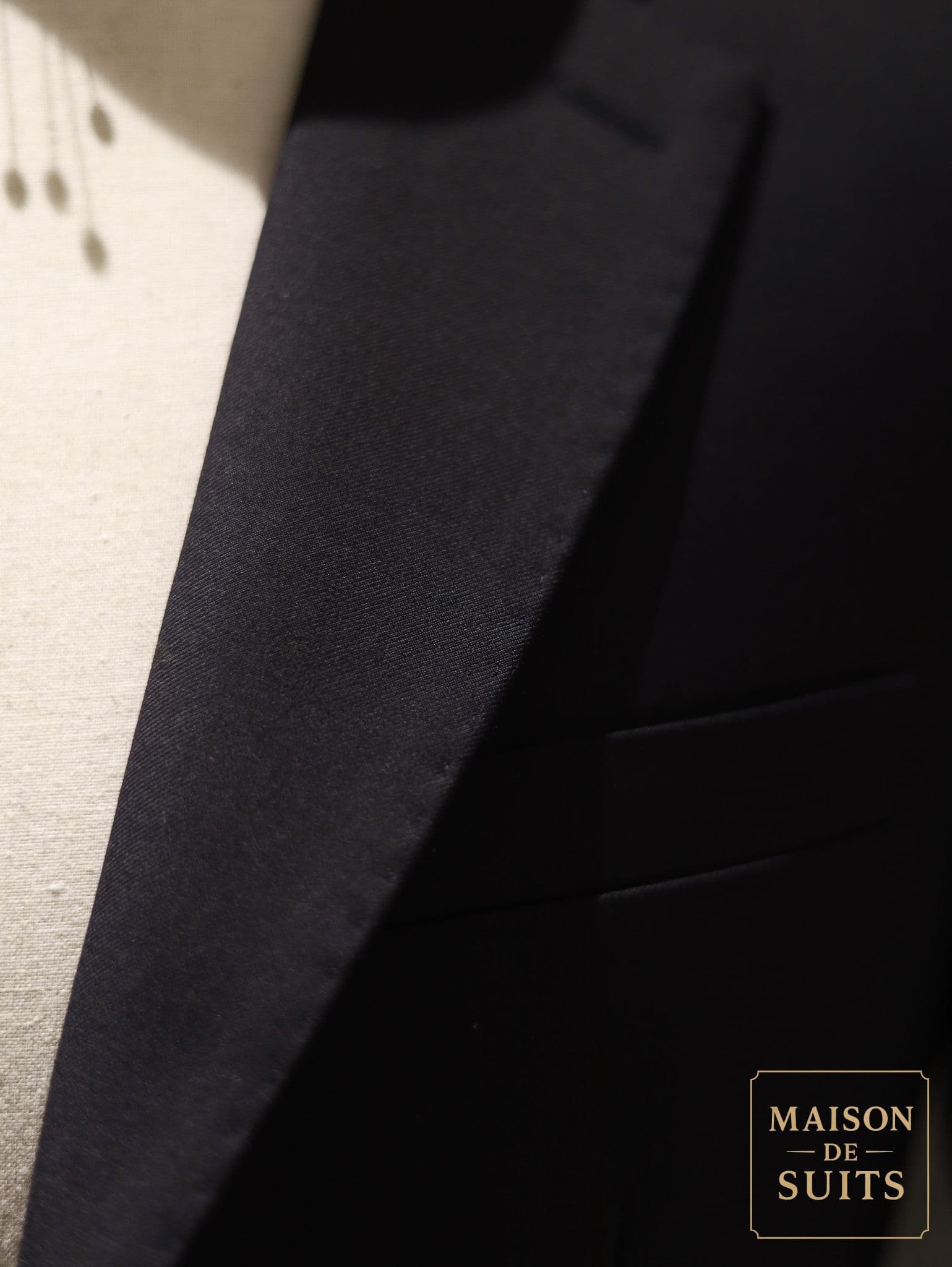 vbc-perenial-dark-navy-suit