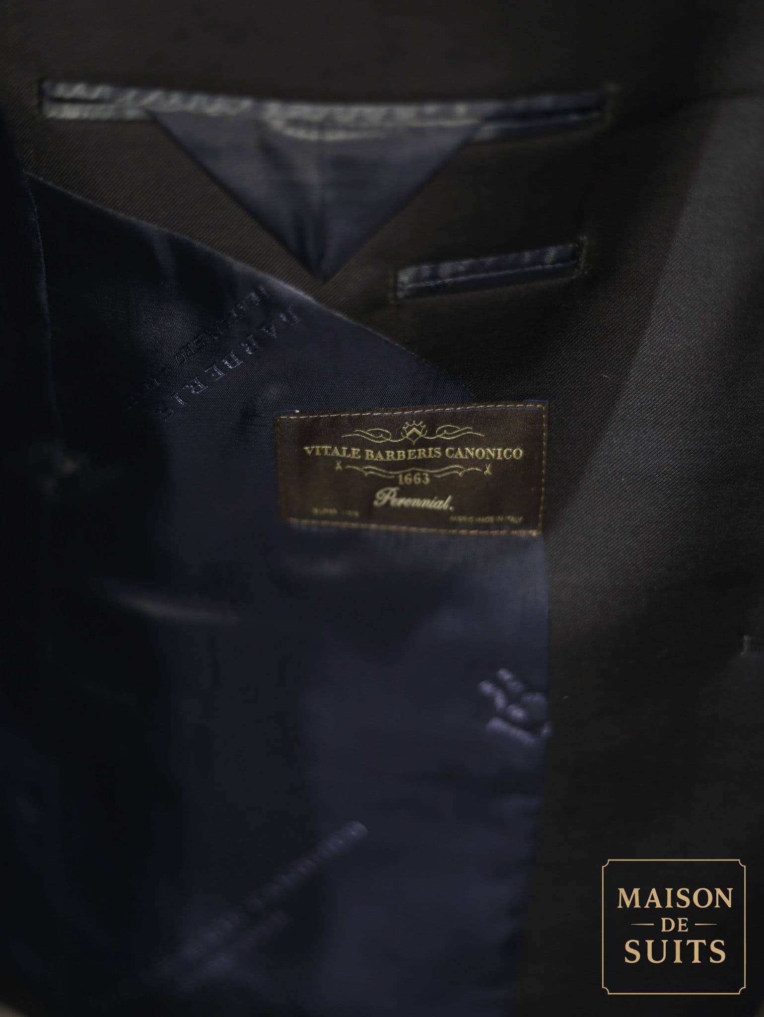 vbc-perenial-dark-navy-suit